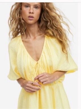 Butter Yellow V-Neck Tie-Front mini Dress